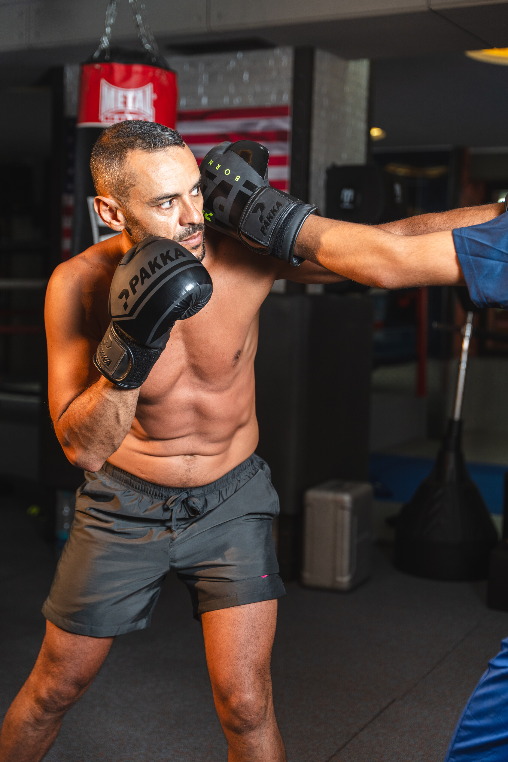 pakka boxing gloves 500